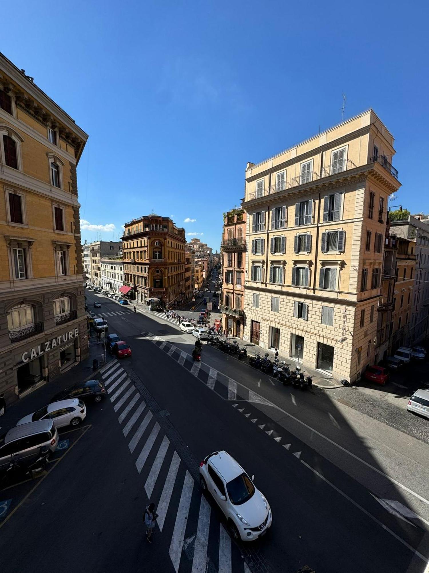 Lux Apartment Cavour Rome Exterior photo